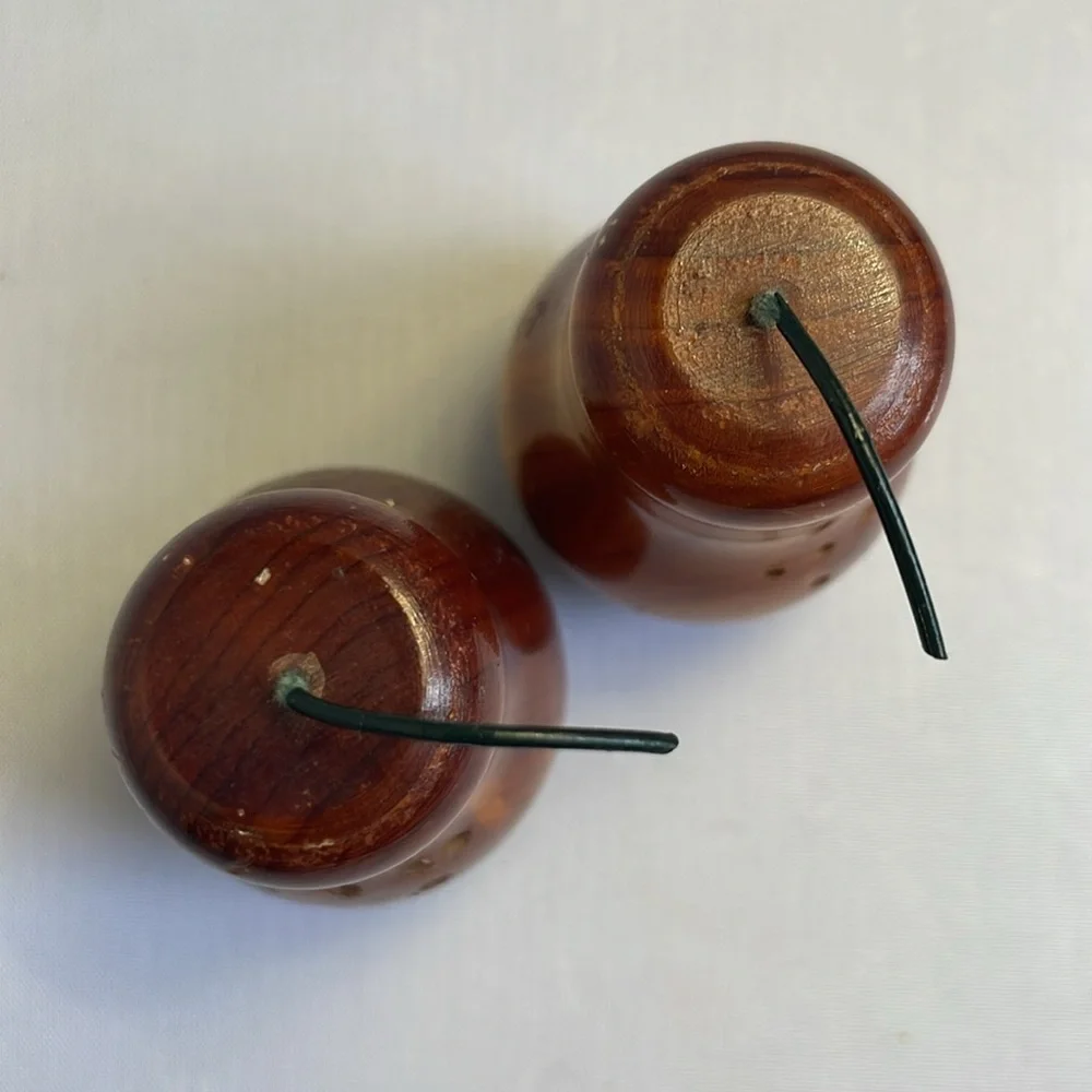 Pair Vintage Wood‎ Salt & Pepper Shakers